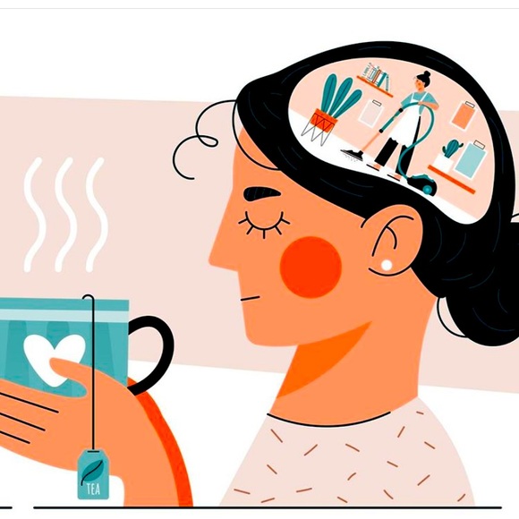 Meet your Posher, Queen Rene🌻 - Picture 1 of 1